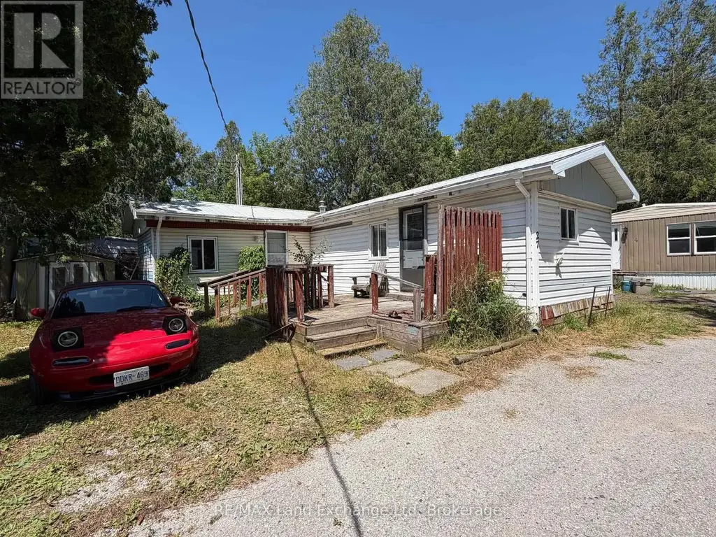 27 - 343 Victoria Street, Central Huron (Clinton)